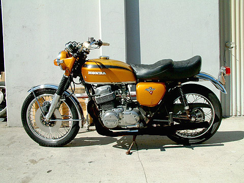 CB750K1