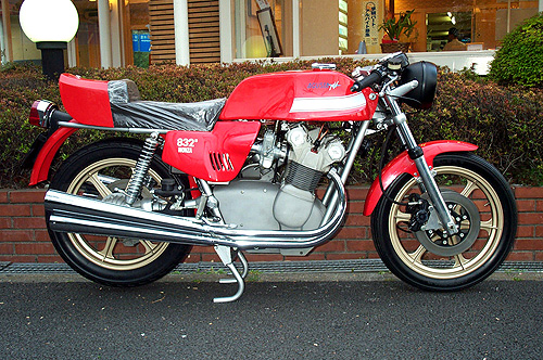 MV Agusta 832SMonza-Version