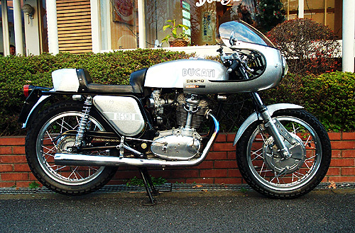 Ducati 450 Desmo SilverShotgun 