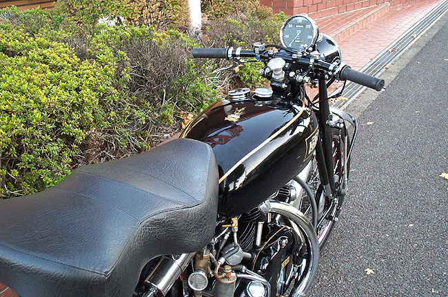 Vincent 1000@BlackShadow