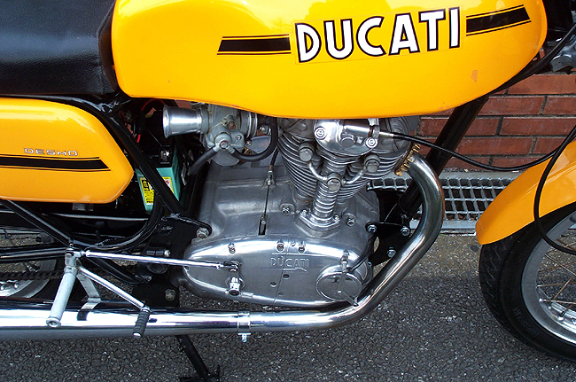 Ducati 250 Desmo 