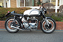 Norton 750 Custom Cafe-Racer