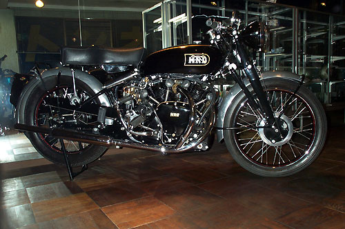 Vincent 1000@BlackShadow