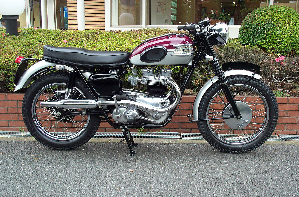 Triumph  sR-6k650lTrophy