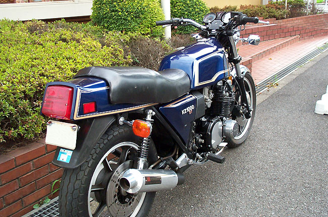 KZ1000ST