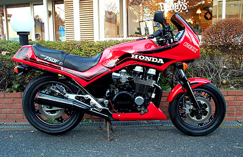 CBX750F
