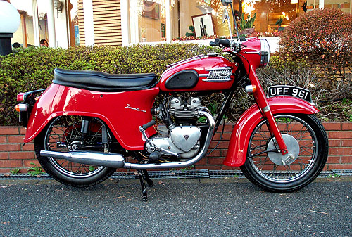 Triumph 3TAk350lTwenty-One