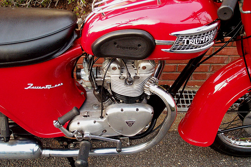 Triumph 3TAk350l Twenty-One