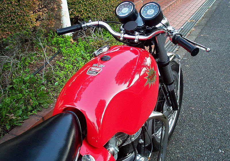 BSA A65k650lSpit-fire