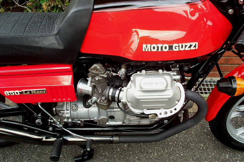 MOTO GUZZI 850 LeMans-1khA/h^l