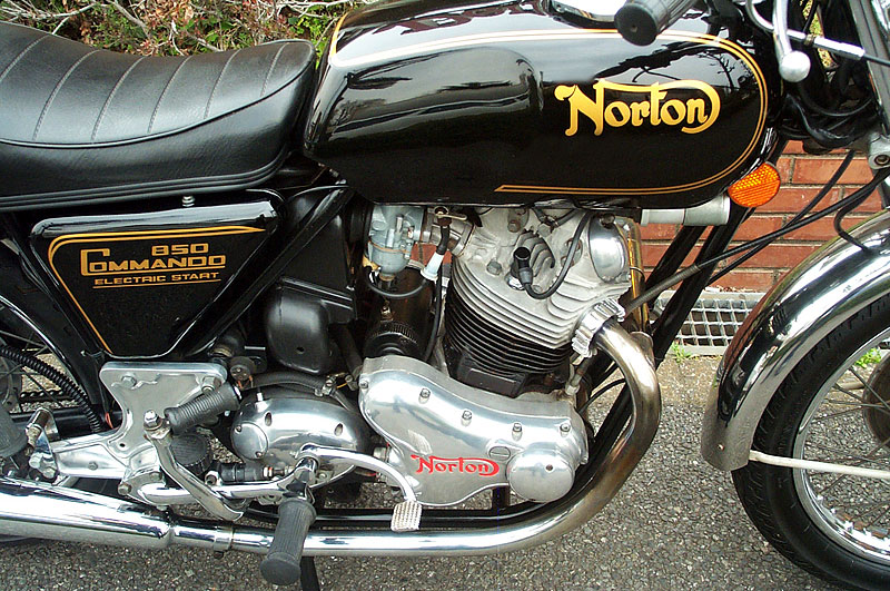 Norton 850 Commando