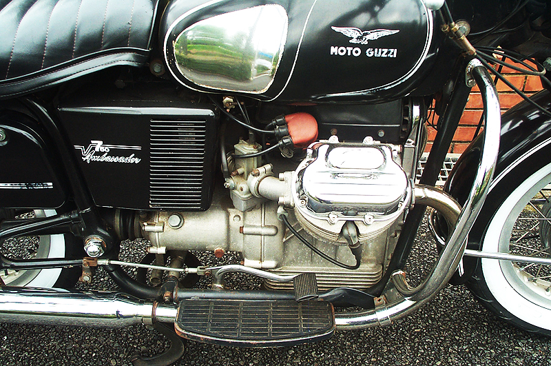 MOTO GUZZI 750 Ambassador