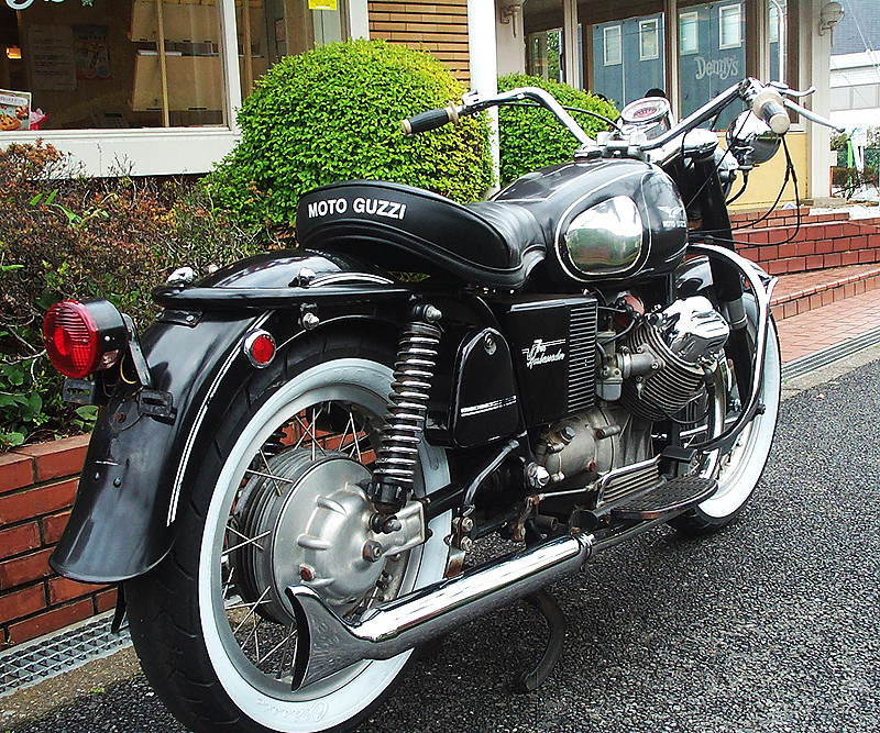 MOTO GUZZI 750 Ambassador