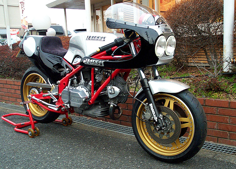 HARRIS Ducati 900 Proto-type Racer