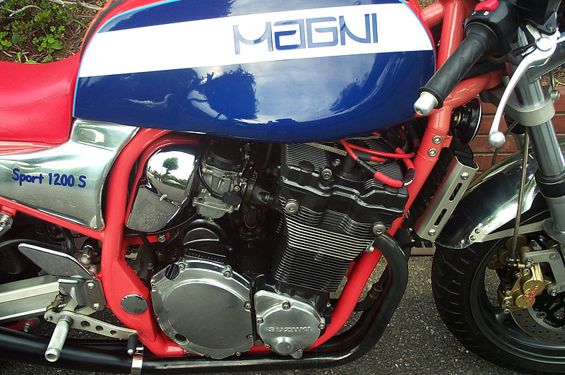 MAGNI 1200S〔限定生産/新同車〕