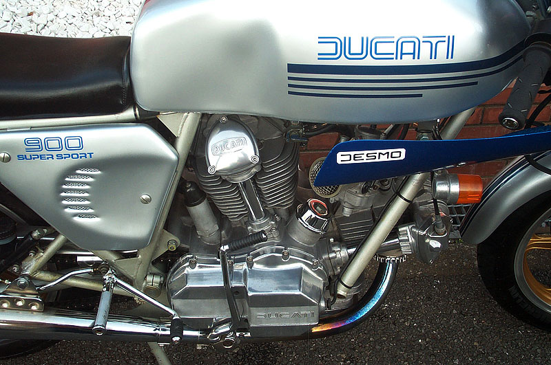 DUCATI 900 SSkLXgW/fl