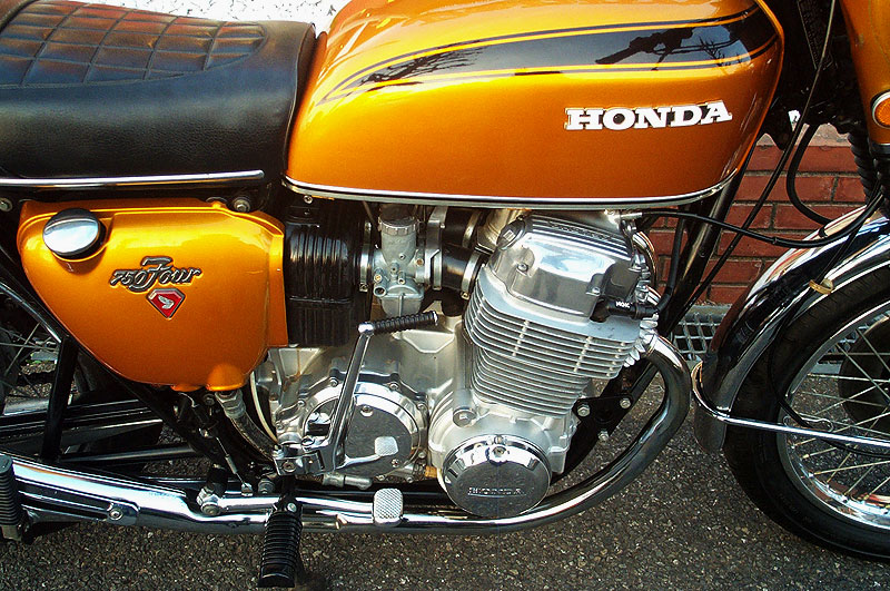 CB750K1