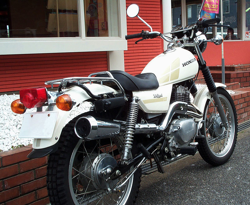 HONDA Silk Road 250