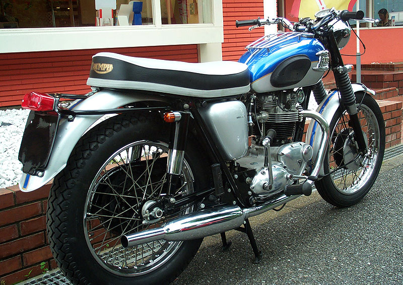 Triumph TR-6 Trophyk650l