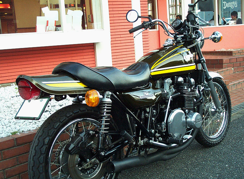 KZ1000
