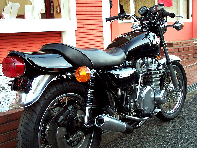 KZ1000