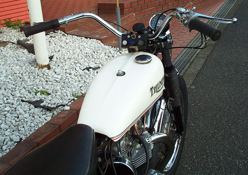 Triumph T120C Boneville Original model