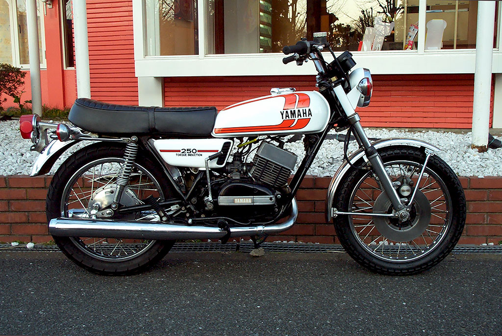 YAMAHA@RD250