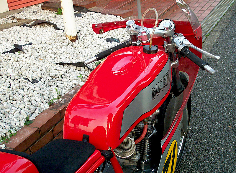 DUCATI 450 DESMOERACER