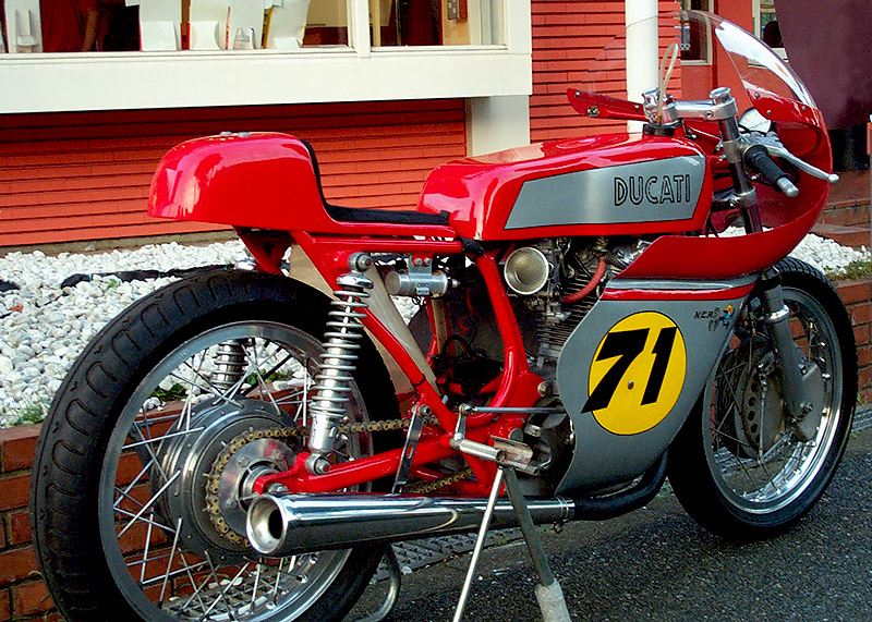 DUCATI 450 DESMOERACER