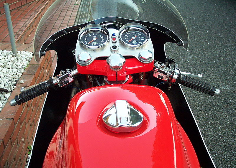 “当時物/MVプロト型” MV AGUSTA 750SS 〔ド初期型750SS/ミュージアム保存・プロトタイプ・レプリカ〕