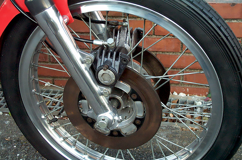 MV AGUSTA 125 〔村山正規物/スカラブ・ダブルディスク付〕