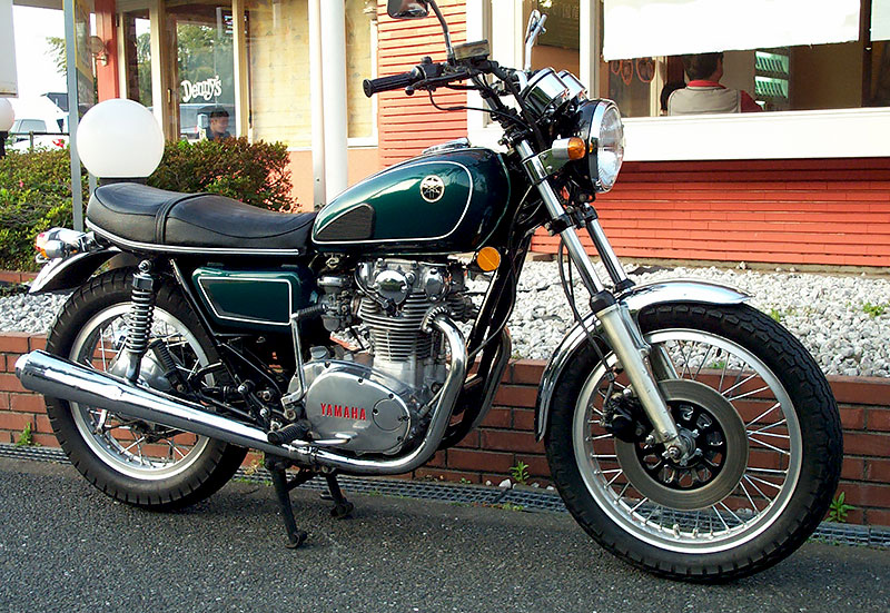 YAMAHA TX650