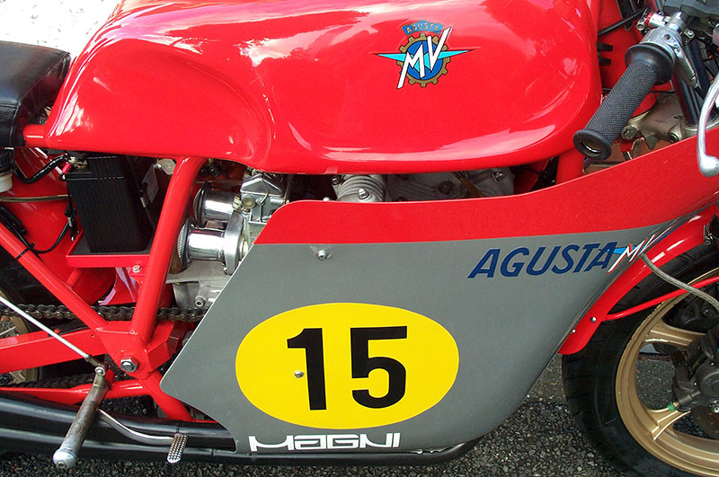 MV AGUSTA/MAGNI 861S〔カウル付レーサー/“再生新車級”〕