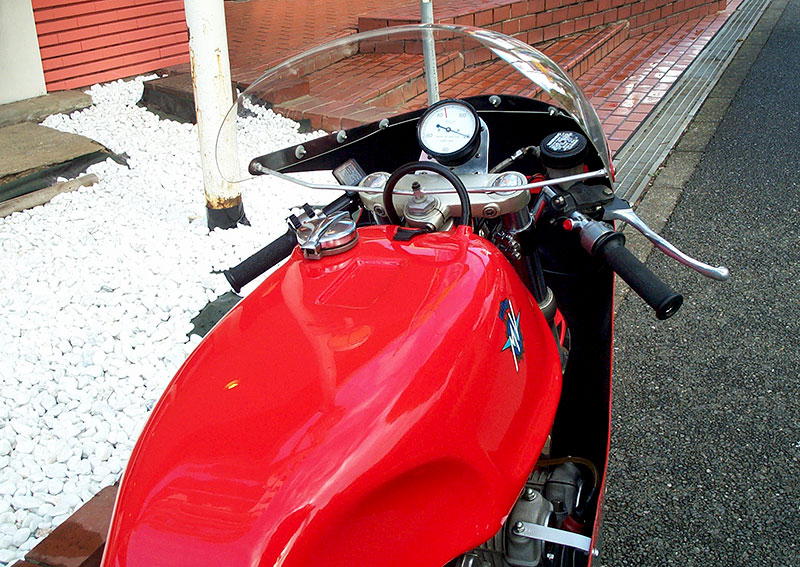 MV AGUSTA/MAGNI 861S〔カウル付レーサー/“再生新車級”〕