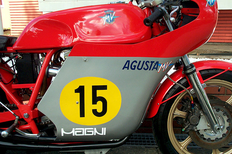 MV AGUSTA/MAGNI 861S〔カウル付レーサー/“再生新車級”〕