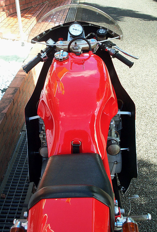 MV AGUSTA/MAGNI 861S〔カウル付レーサー/“再生新車級”〕
