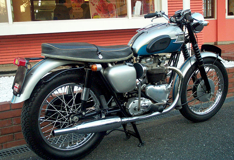 Triumph T120Rk650l Bonneville