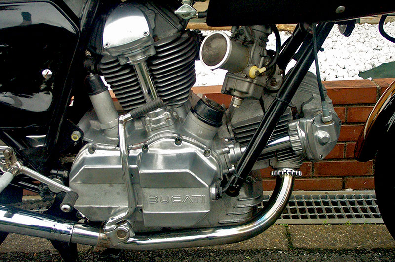 DUCATI 900SSk/tIWil