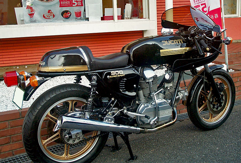 DUCATI 900SSk/tIWil