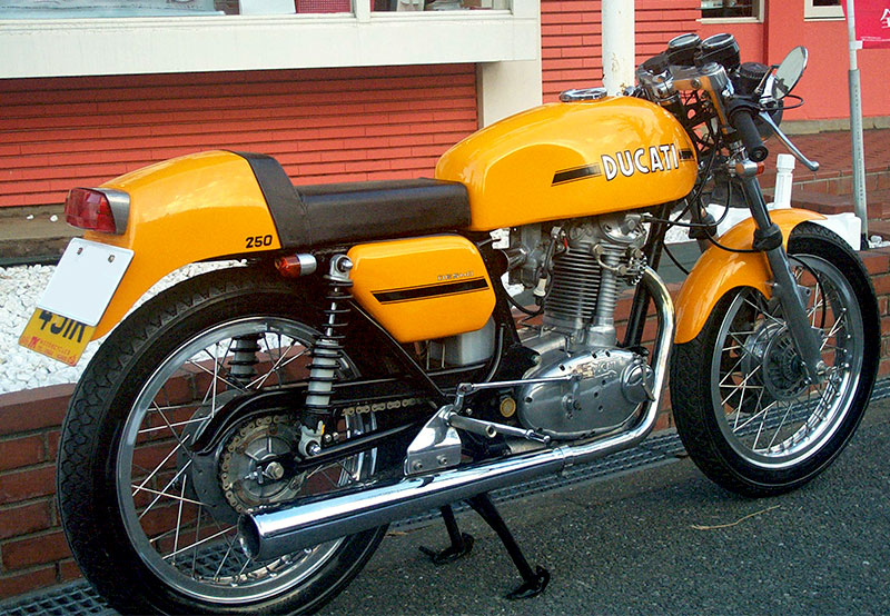 DUCATI 450 MakVDesmo