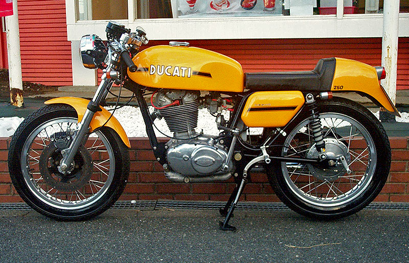 DUCATI 450 MakVDesmo