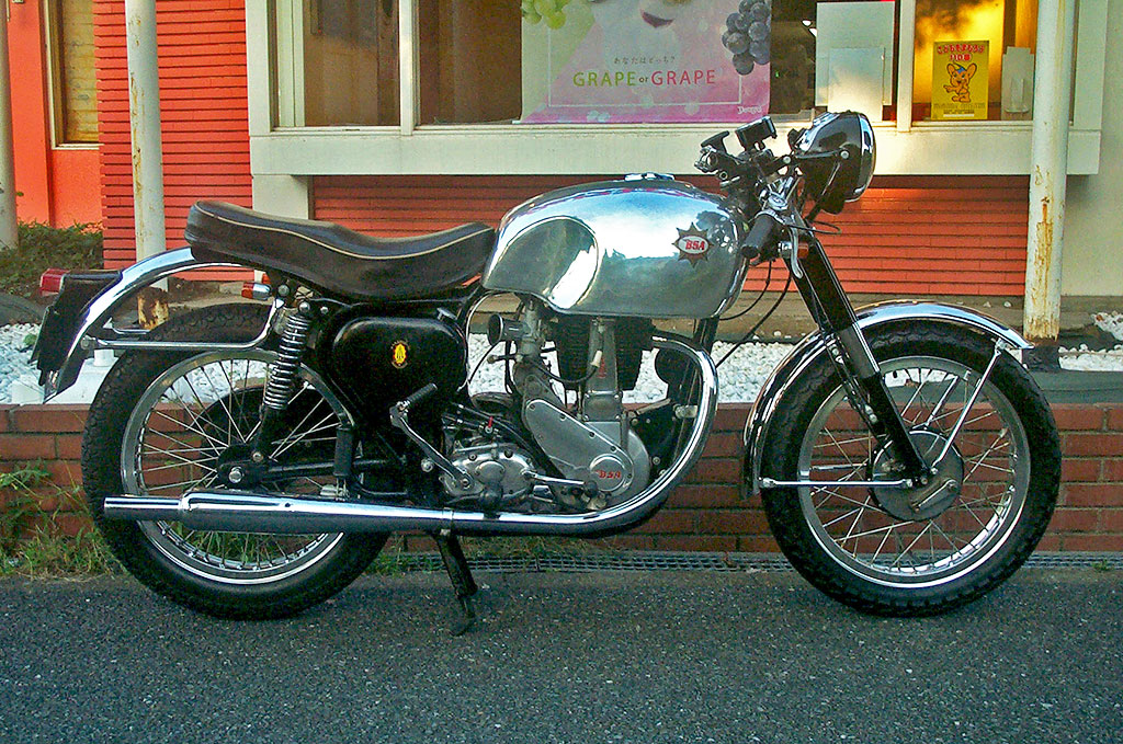 ar`@B31k350l GOLD STAR Looks/Caffe-Racer