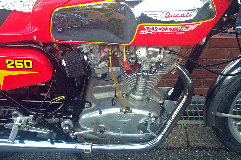 DUCATI MK-V450 Desmo.