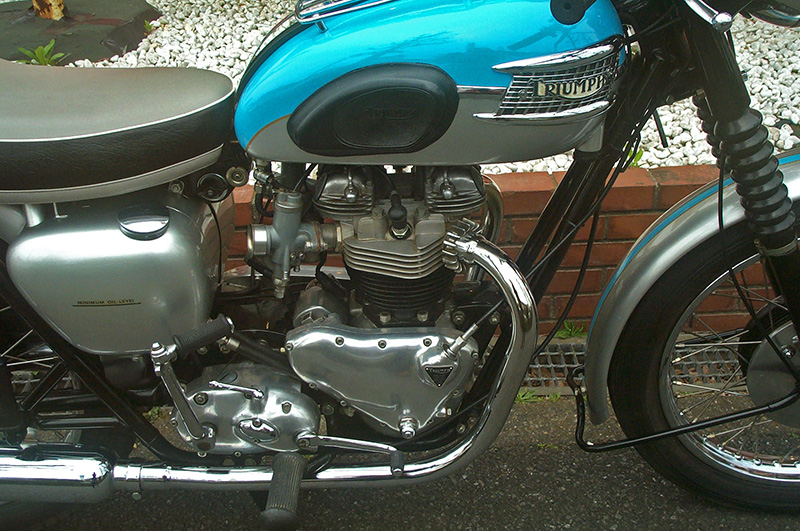 Triumph T120Rk650lBonneville