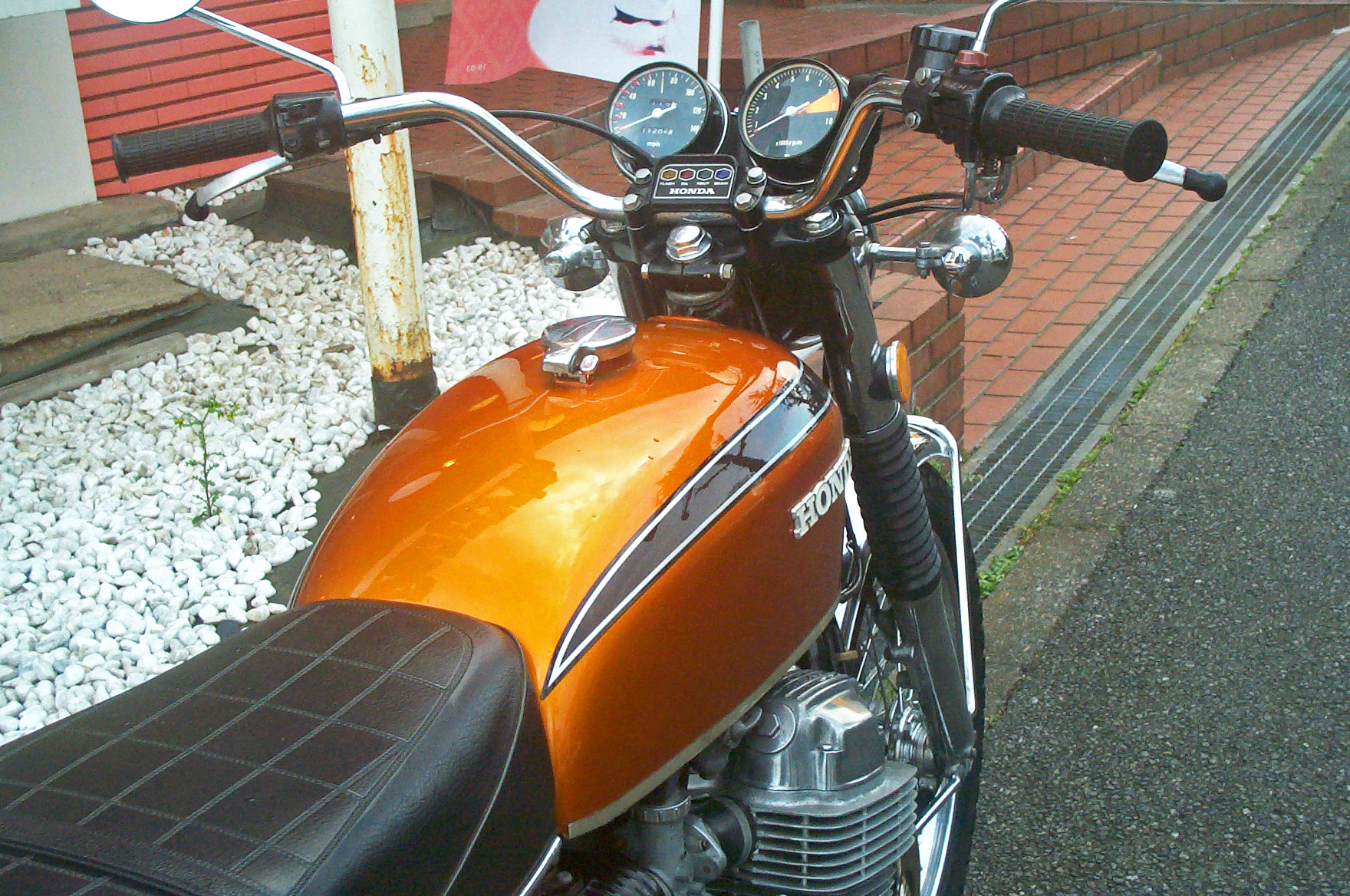 CB750K2