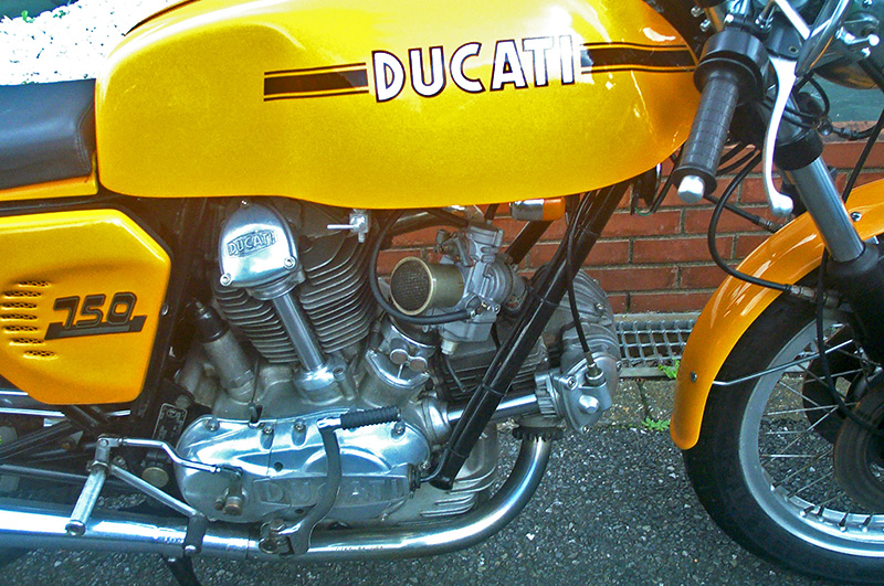 DUCATI 750SkK/tEm[}l