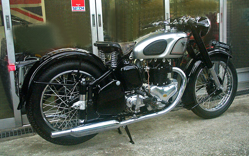 Norton Dominator Model 7