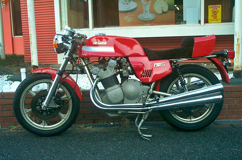 MV AGUSTA 750S AMERICA 英国より輸入のオリジナル車