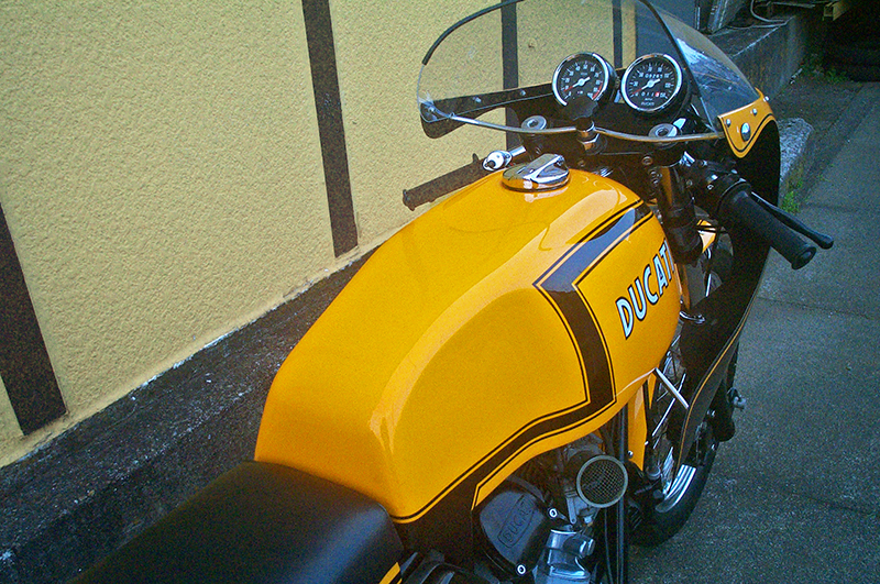 DUCATI 750SktXgA/Ji_dl!!l