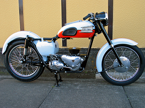 Triumph T120 First Bonneville k59N/ĐV!!l 